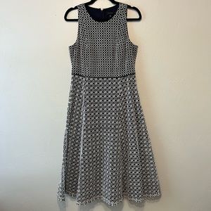 Ann Taylor Navy and White Eyelet Dress. Size 8.